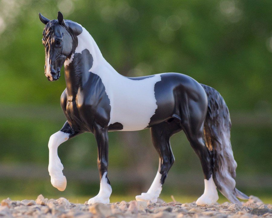 Horse Toys Breyer | Battlefield Angel