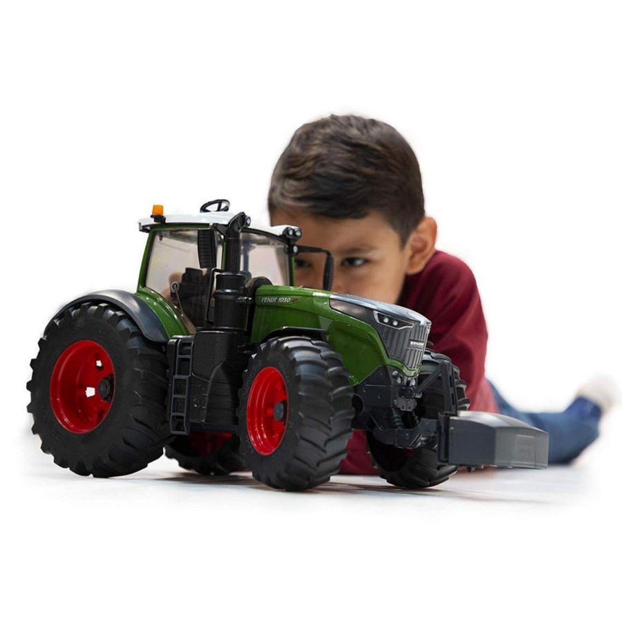 Farm Toys Bruder | Fendt 1050 Vario Tractor